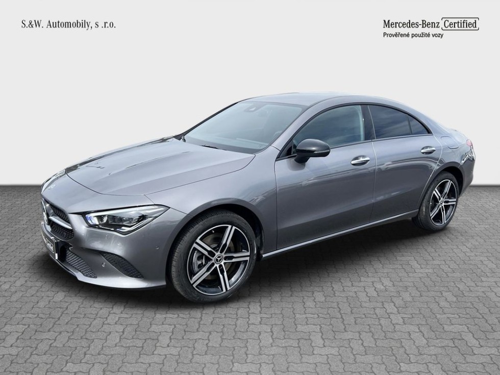 Mercedes-Benz CLA 250 e