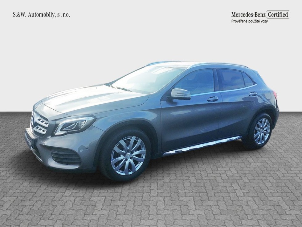 Mercedes-Benz GLA 220d 4MATIC