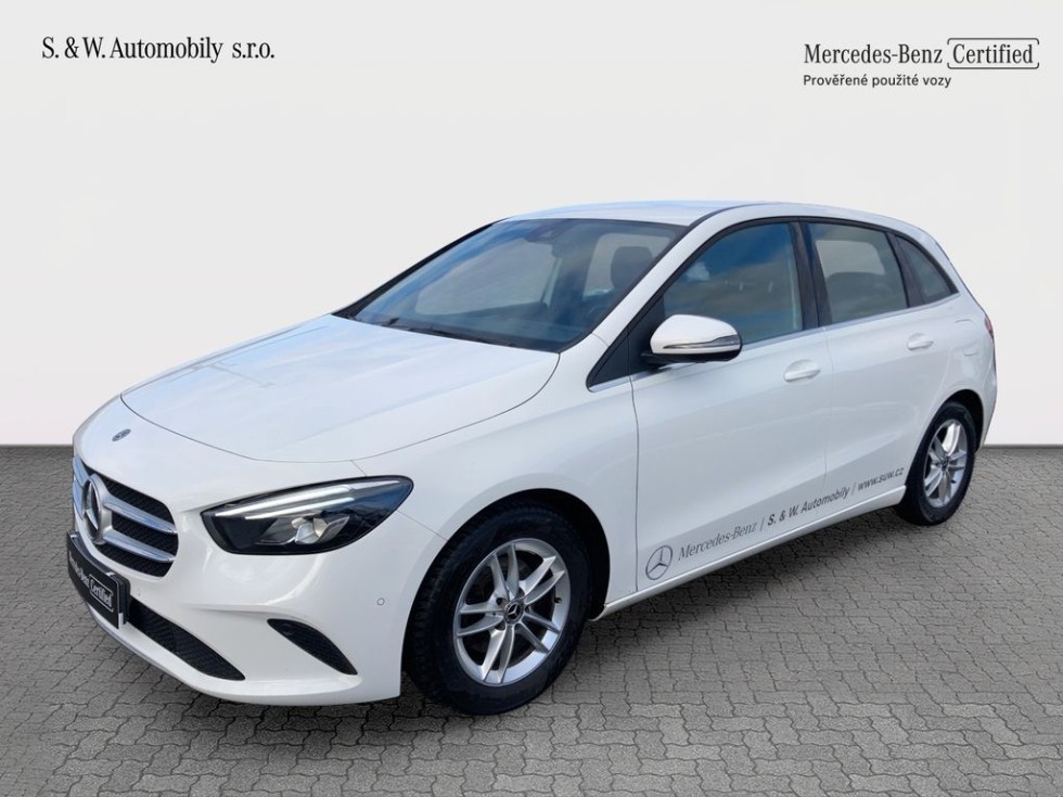 Mercedes-Benz B 180