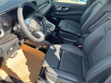 Mercedes-Benz V 300 Třída V 300d EXC L 4M (foto 11)