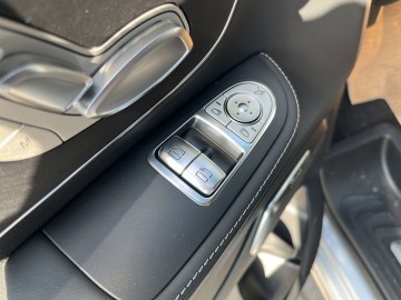 Mercedes-Benz V 300 Třída V 300d EXC L 4M (foto 19)
