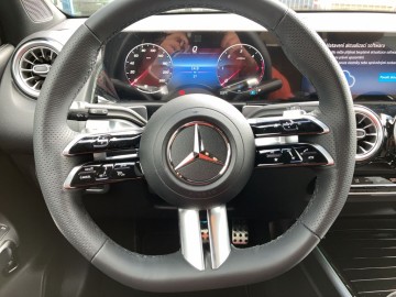Mercedes-Benz GLB 200 d 4MATIC Progressive Edition (foto 17)