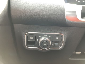 Mercedes-Benz GLB 200 d 4MATIC Progressive Edition (foto 20)