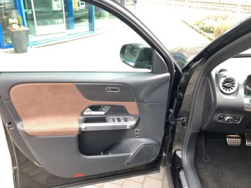 Mercedes-Benz GLB 200 d 4MATIC Progressive Edition (foto 21)