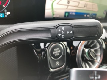 Mercedes-Benz A 200d paket AMG premium (foto 19)
