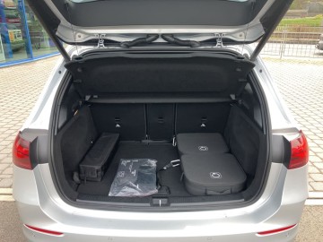 Mercedes-Benz B 250 e paket AMG Premium (foto 9)