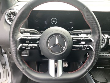 Mercedes-Benz B 250 e paket AMG Premium (foto 17)