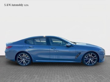 BMW M850 M850i xDrive (foto 3)