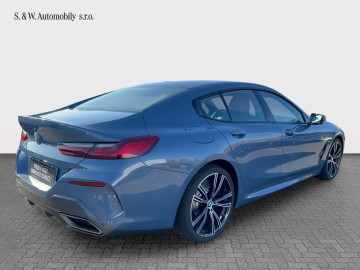 BMW M850 M850i xDrive (foto 4)