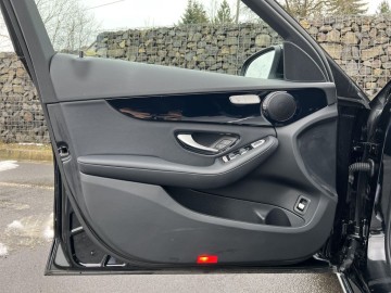 Mercedes-Benz C 200 D kombi (foto 20)