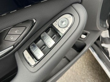 Mercedes-Benz C 200 D kombi (foto 21)