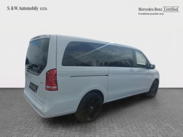 Mercedes-Benz V 300d 4Matic Avantgarde (foto 4)