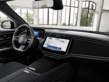 Mercedes-Benz E 220 d 4MATIC (foto 8)
