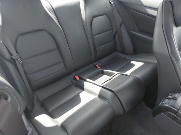 Mercedes-Benz E 350 E 350D kupé (foto 10)