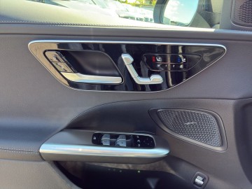 Mercedes-Benz C 220 d 4MATIC kombi (foto 23)