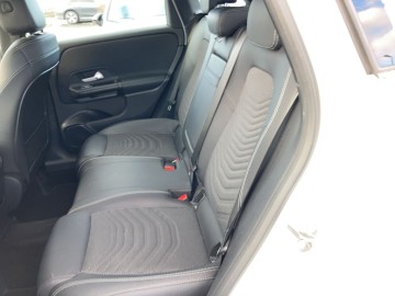 Mercedes-Benz B 180 (foto 13)