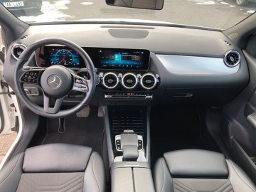 Mercedes-Benz B 180 (foto 15)