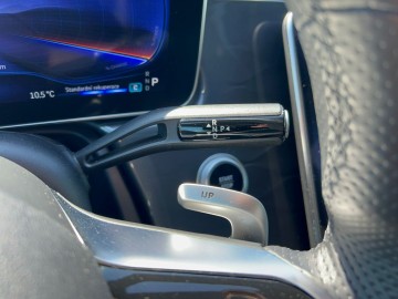 Mercedes-Benz Mercedes-AMG EQE 43 4M (foto 19)