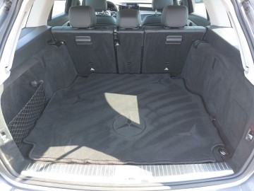 Mercedes-Benz C 300 d 4MATIC T (foto 11)