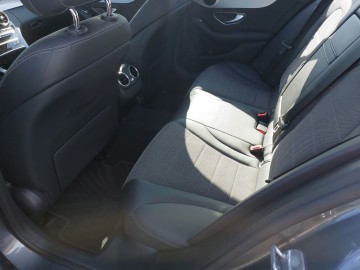Mercedes-Benz C 300 d 4MATIC T (foto 13)