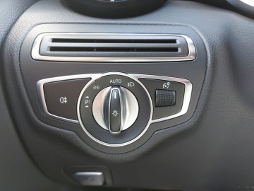 Mercedes-Benz C 300 d 4MATIC T (foto 20)