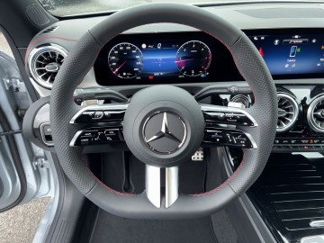 Mercedes-Benz CLA 200 d AMG Style Edition (foto 17)