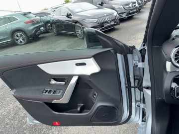 Mercedes-Benz CLA 200 d AMG Style Edition (foto 21)