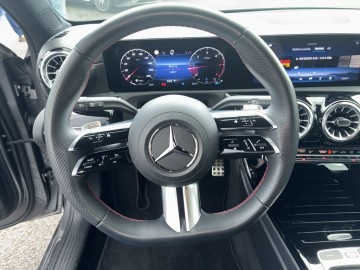Mercedes-Benz A 180 d paket AMG Premium (foto 17)