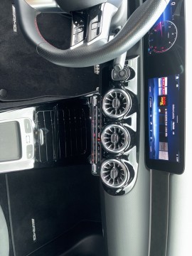 Mercedes-Benz A 180 d paket AMG Premium (foto 18)