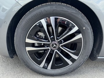 Mercedes-Benz A 200 d (foto 25)