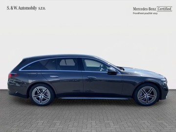 Mercedes-Benz  E 220 d 4MATIC kombi paket AMG Advanced Plus (foto 4)