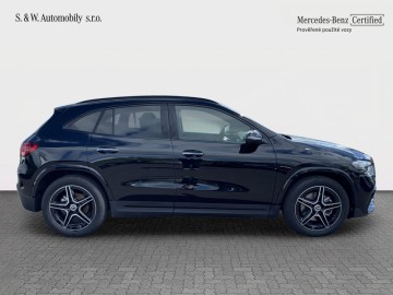 Mercedes-Benz GLA 200 d 4MATIC AMG Style Edition (foto 4)
