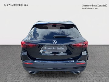 Mercedes-Benz GLA 200 d 4MATIC AMG Style Edition (foto 8)