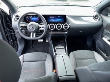 Mercedes-Benz GLA 200 d 4MATIC AMG Style Edition (foto 15)