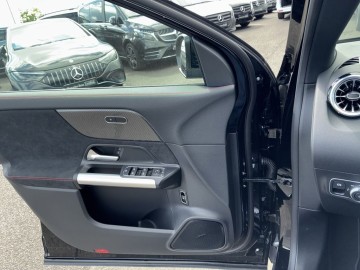 Mercedes-Benz GLA 200 d 4MATIC AMG Style Edition (foto 21)