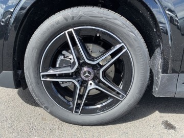 Mercedes-Benz GLA 200 d 4MATIC AMG Style Edition (foto 25)