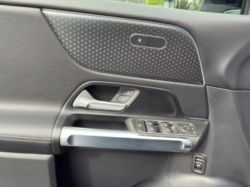 Mercedes-Benz GLB 200 d Progressive Edition (foto 23)