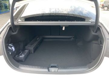 Mercedes-Benz E 220 d 4MATIC (foto 9)