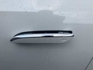 Mercedes-Benz E 220 d 4MATIC (foto 24)