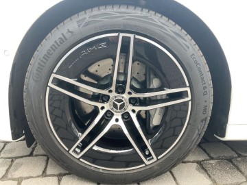Mercedes-Benz E 220 d 4MATIC (foto 25)