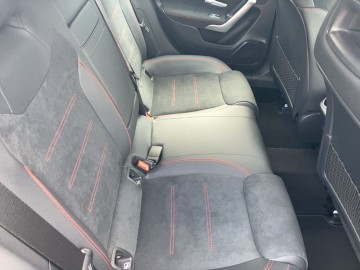 Mercedes-Benz A 200 d AMG Style Edition (foto 6)