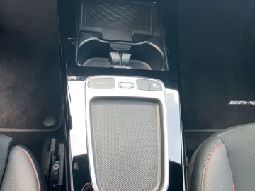 Mercedes-Benz A 200 d AMG Style Edition (foto 19)