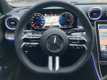 Mercedes-Benz C  300 de 4MATIC kombi (foto 17)