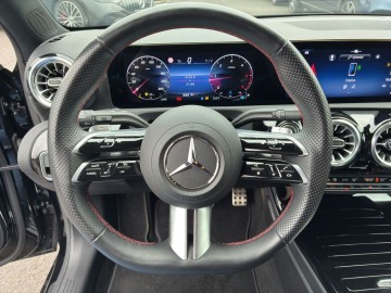 Mercedes-Benz A 200d (foto 17)