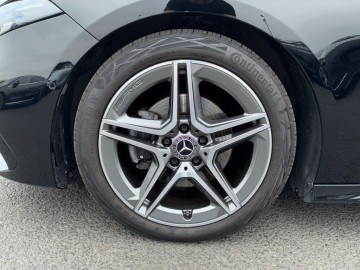 Mercedes-Benz A 200d (foto 25)