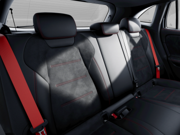 Mercedes-Benz - AMG GLA 35 4MATIC (foto 8)