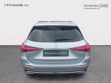 Mercedes-Benz C 200 4MATIC kombi (foto 5)