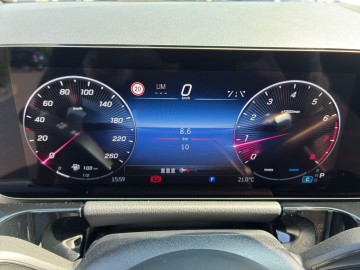 Mercedes-Benz GLA 200 AMG Style Edition (foto 16)