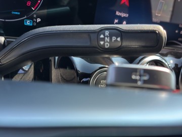 Mercedes-Benz GLA 200 AMG Style Edition (foto 19)