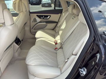 Mercedes-Benz EQS 450 4MATIC Electric Art Edition (foto 13)